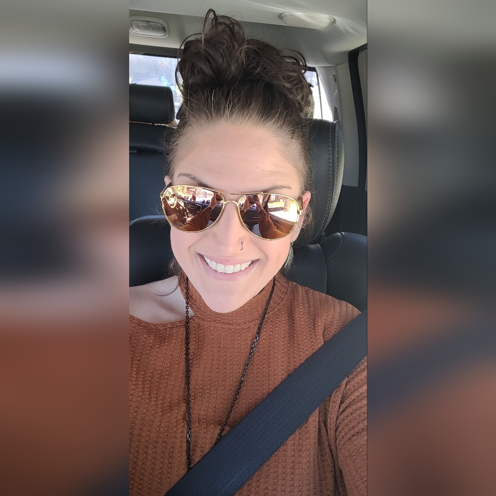 Meet your Posher, Kalla